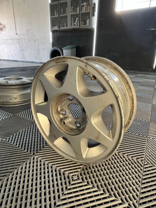 4 Jantes Originais Ford 14” – 6Jx14 H2 ET32 – Liga Leve