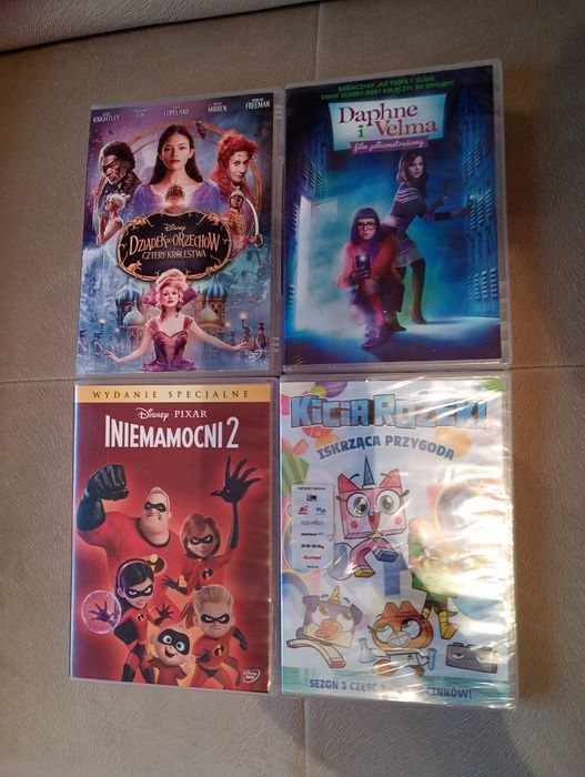 Płyty DVD 4 sztuki bajki