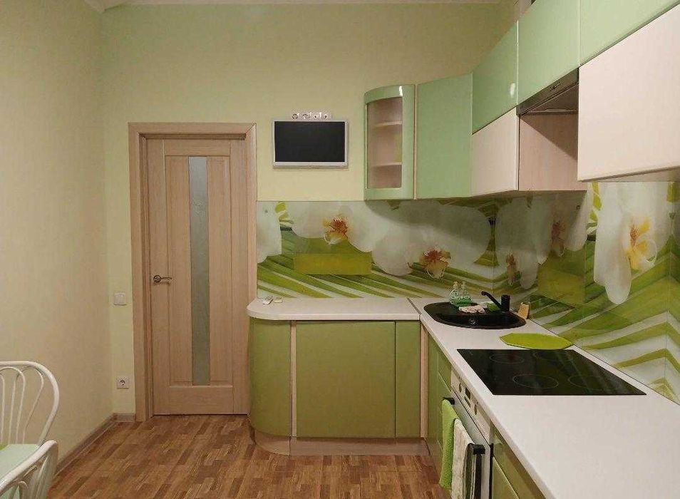 Продам квартиру с ремонтом, 8/14 эт, ЖК Испанский (3-244-288 ОФ)