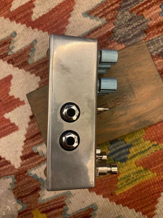 Chase Bliss Tonal Recall, Analog Delay (com caixa de madeira]