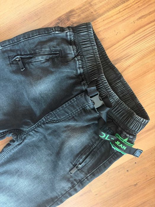 Spodnie chłopiece joggery jeans rozm. 152 cm stan idealny!