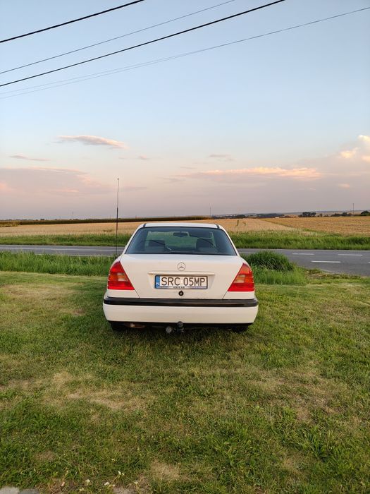 Mercedes Benz  C KLASA  220D