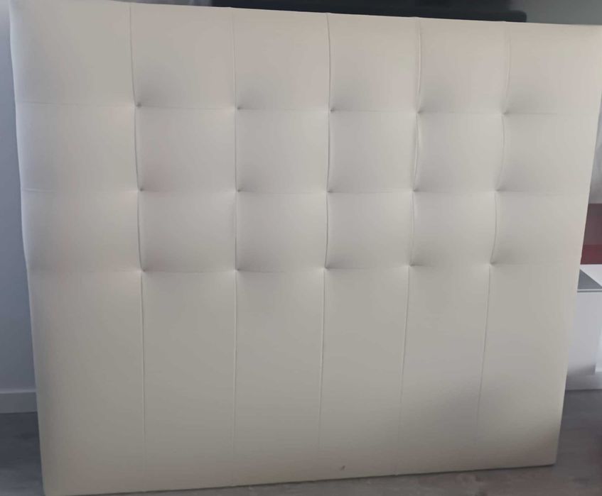 Cabeceira de cama de casal 1,40 por 1,25