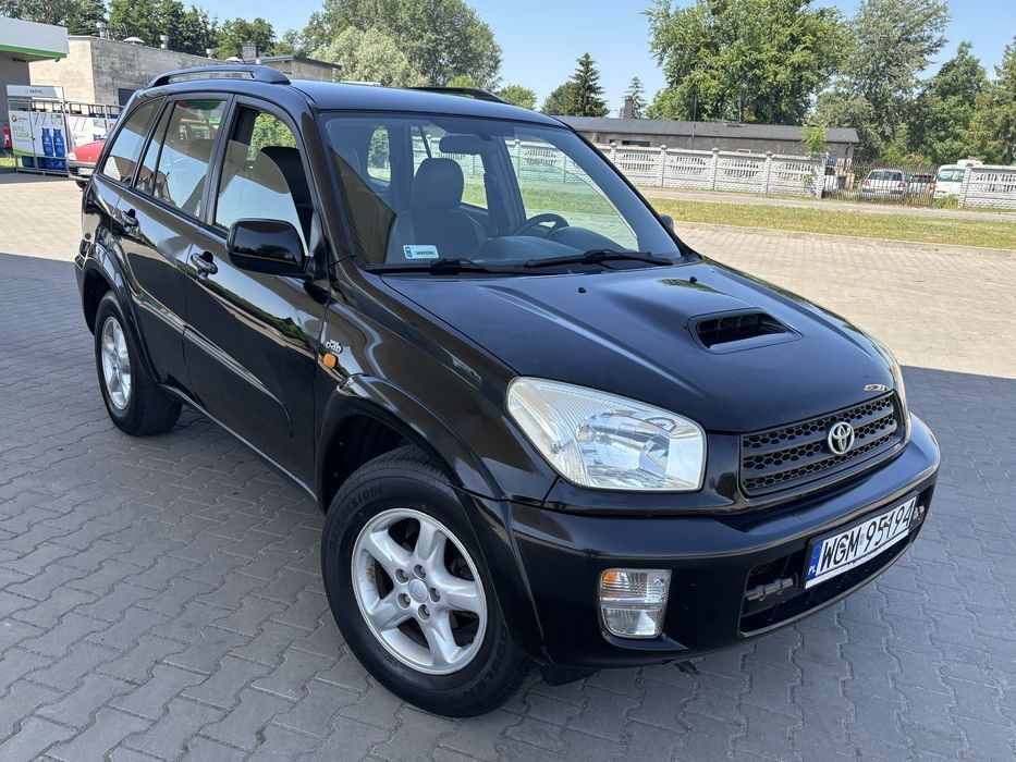 Toyota RAV4 2,0 TDl 2003 Рік