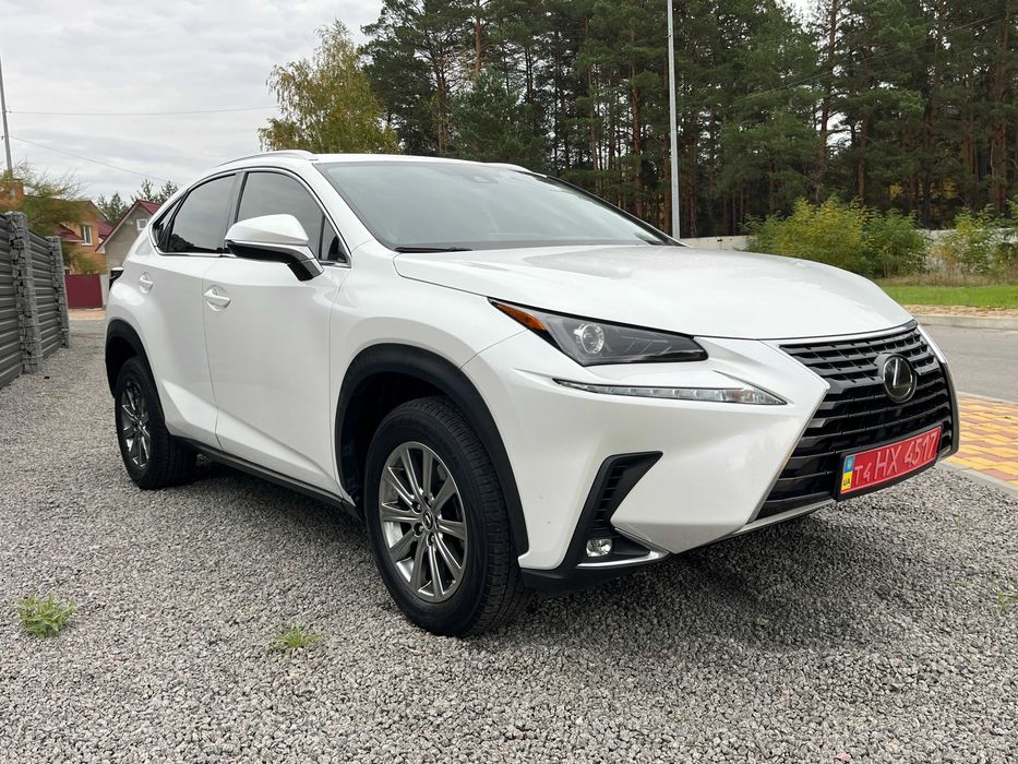 Продам Lexus NX 300