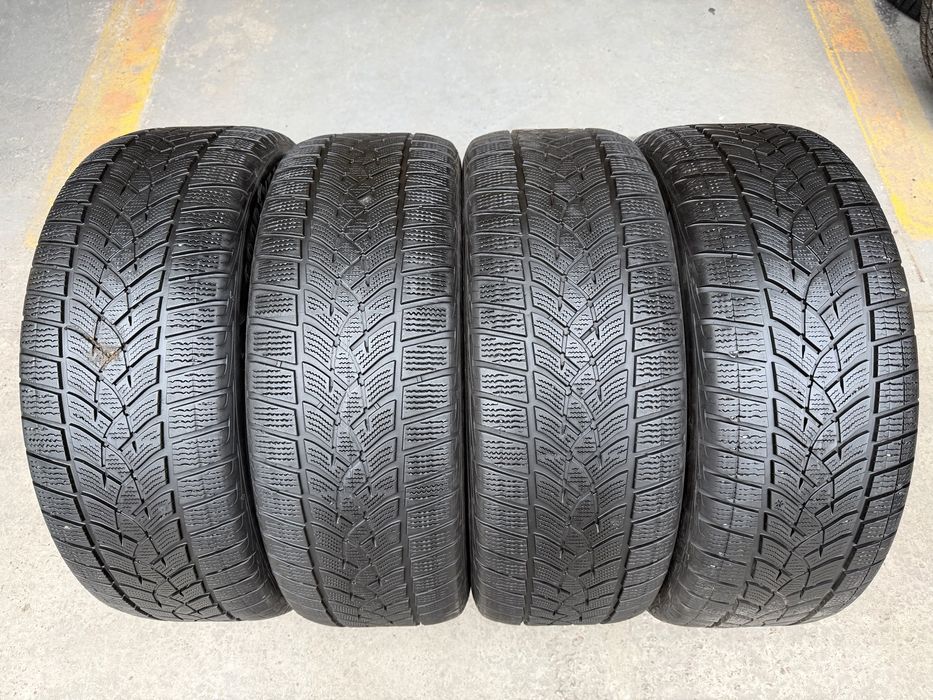 Шини зимові R18 225 55 Goodyear Ultragrip Склад Осокорки RLX