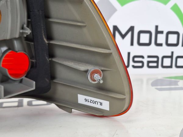 Farol Traseiro Esquerdo BMW Serie 3 E46
