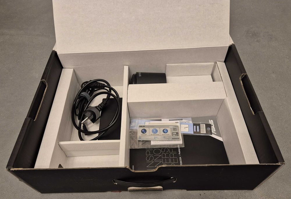 Laptop ASUS N56VM 15,6" / Intel i5 / 256 SSD / 12 GB RAM / Nvidia