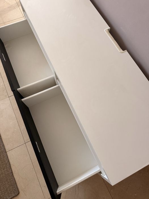 Movel de sala IKEA BESTA
