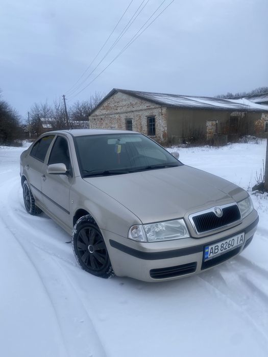 Октаві тур 1.9 тді