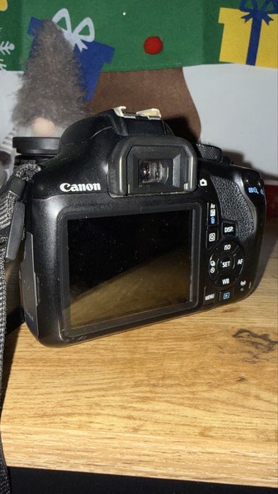 Canon EOS 1300d + obiectyw 18-55 mm + obiectyw 18-135 mm