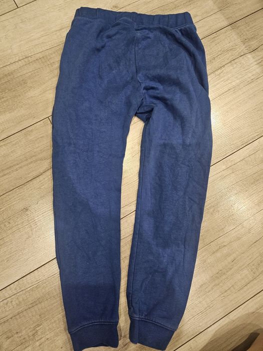 Dres H&M Marvel 134/140 Spider Man