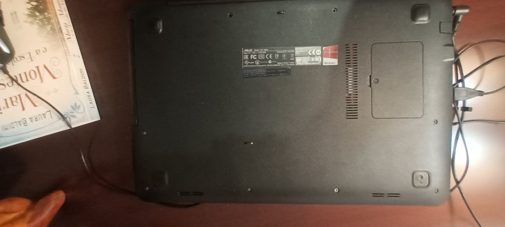 Asus Laptop i5200u X55
