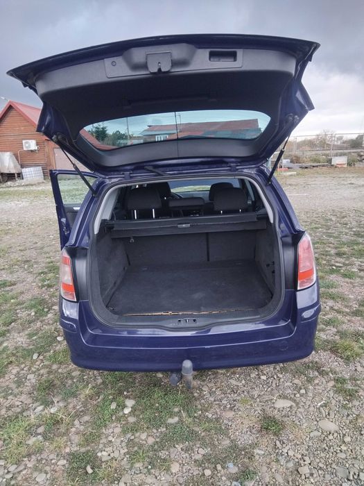 Машину Opel Astra