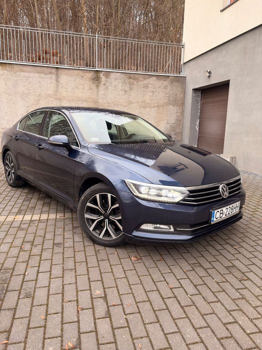 Volkswagen Passat Volkswagen Passat B8 2.0 TDI 150 KM | 2015 | Bezwypadkowy