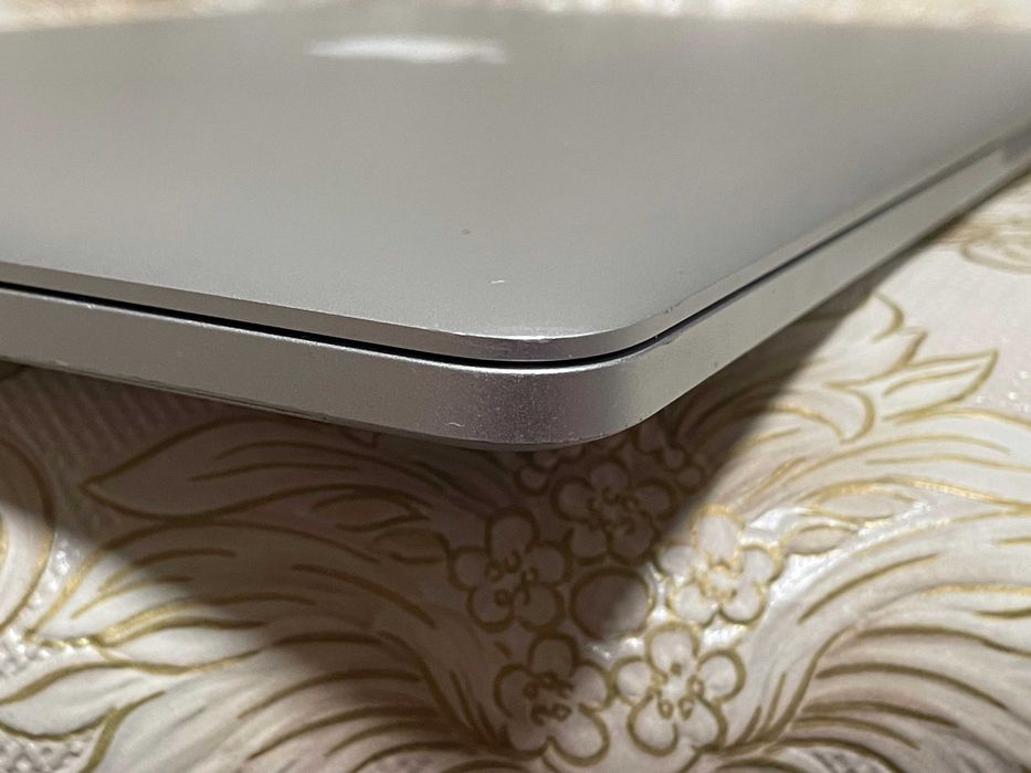 Macbook pro 15 late 2013 i7 2.6/16/512