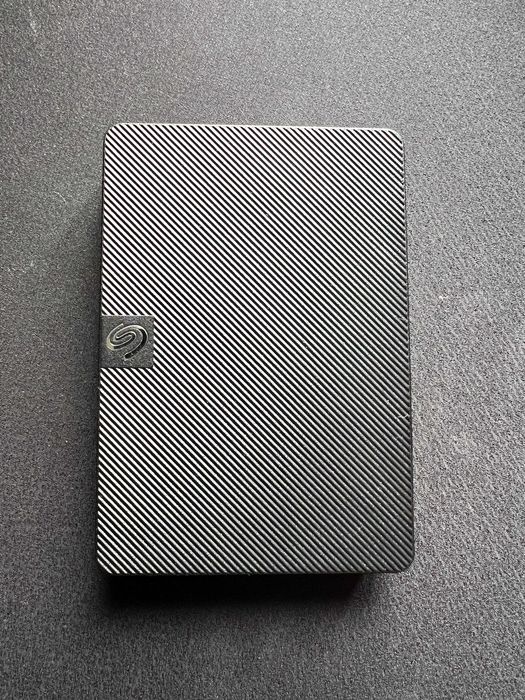 Seagate Expansion Portable 4TB HDD – stan JAK NOWY, tylko 2063h, CDI 100% zielone