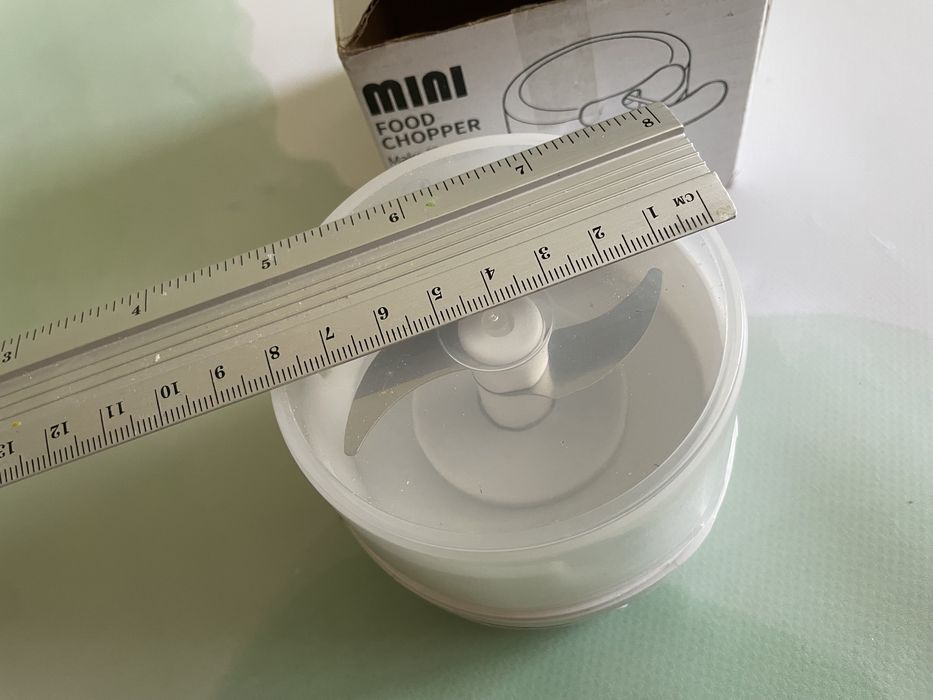 Подрібнювач кухоний ручний
