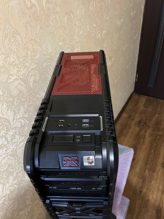 Продам корпус Aerocool PGS STRIKE-X GT