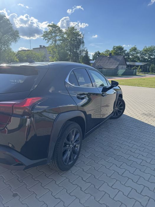 Lexus ux250h