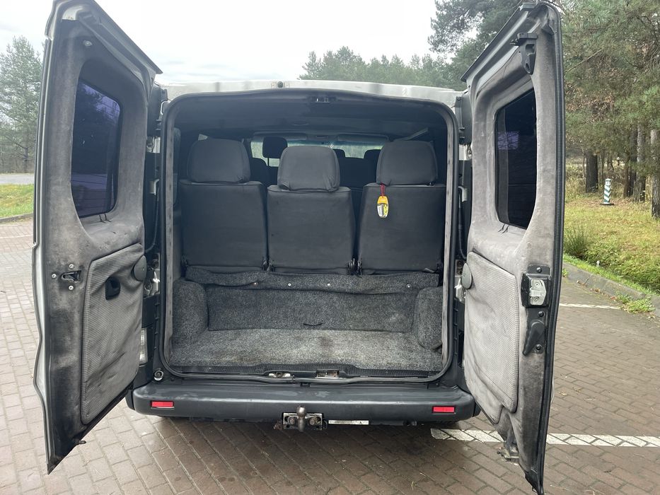 Nissan Primastar 2.5 dCi 140 (2004)