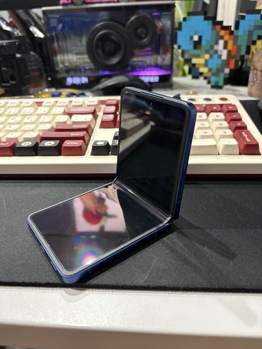 Samsung zflip 7 256gb na gwarancji