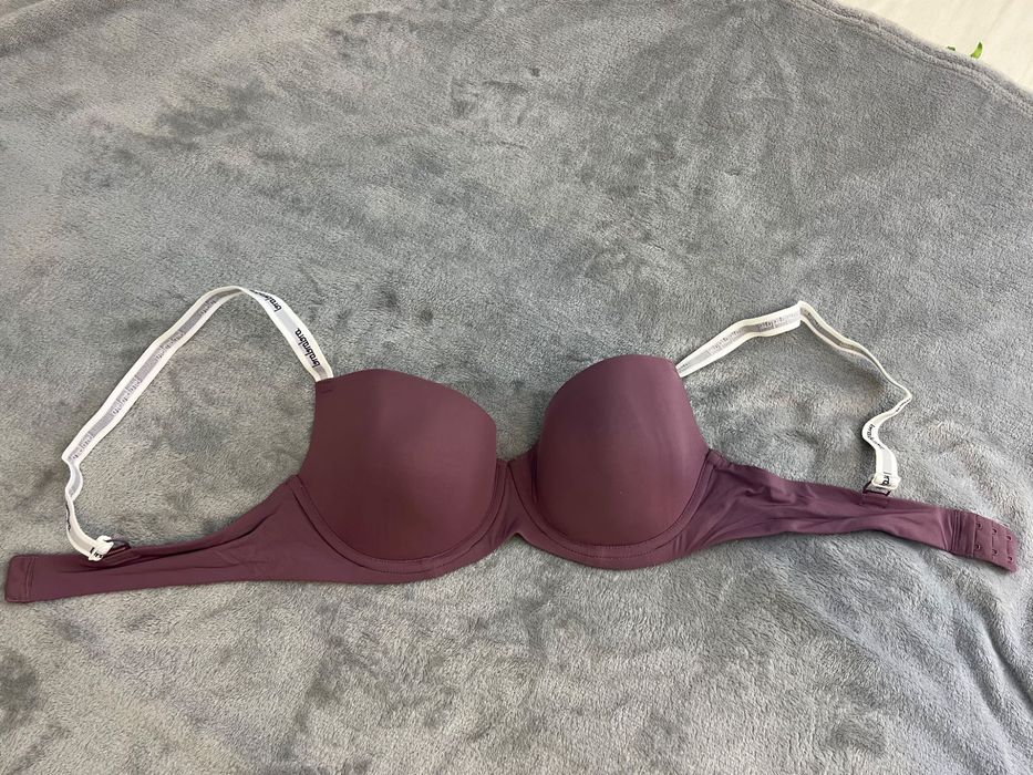 biustonosz 75D burgund