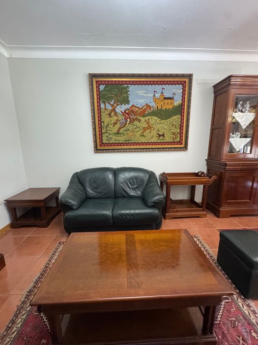 Mobília de sala completa em madeira cerejeira