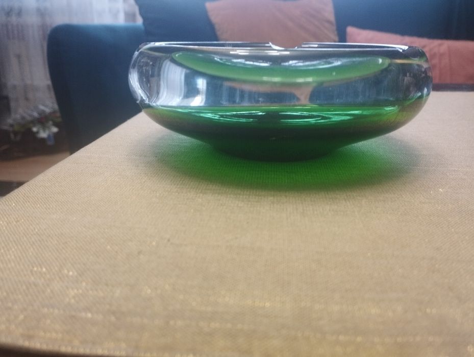 Popielnica ( grube szkło )