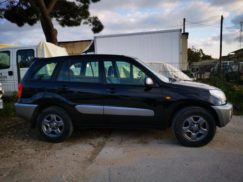 Toyota RAV4 (2003) 4x4 volante direita (Veja a descrição)