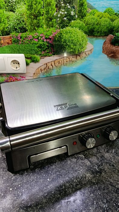 Електрогріль Zeppelin