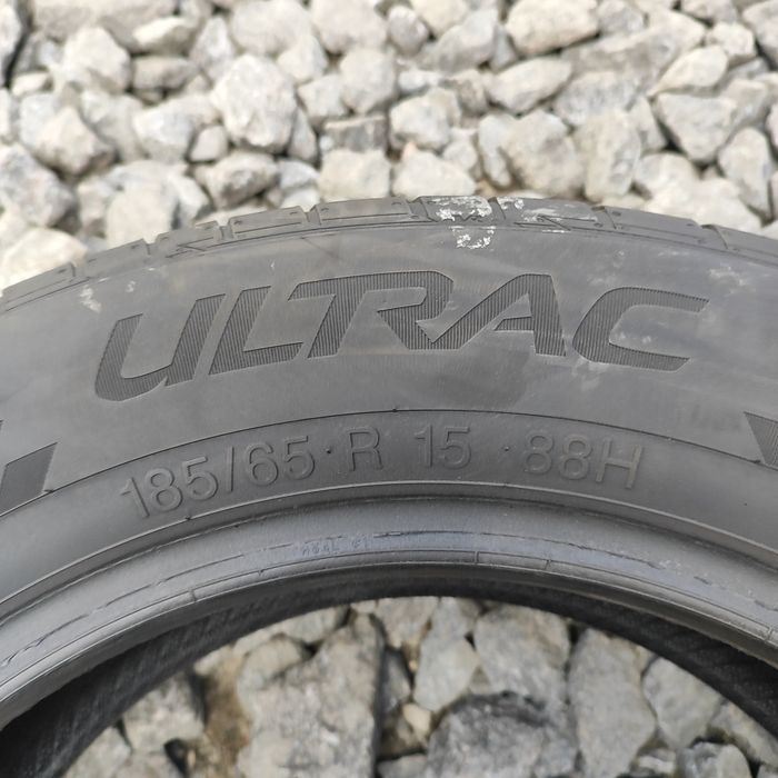Пара літніх шин Vredestein 185/65 R15 185*65 15 Ultrac  00155