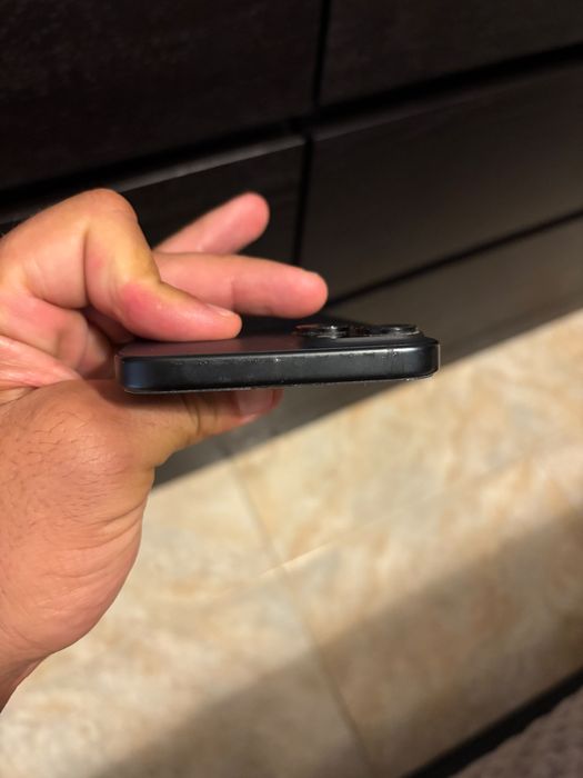 Iphone 15 plus usado mas como novo