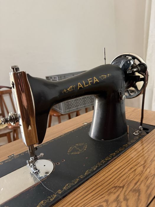 Maquina costura alfa