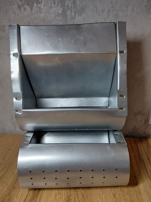 Продам бункерні кормушки