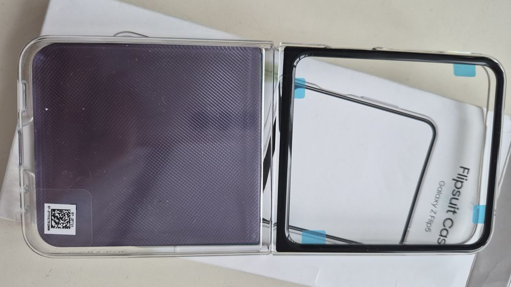 Оригинальный чехол Samsung Flip5  Flip6