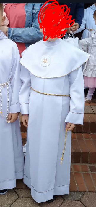 Alba komunijna, chłopiec