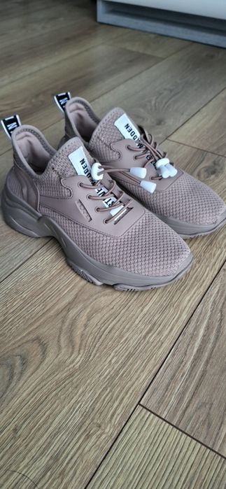 Buty damskie sneakersy