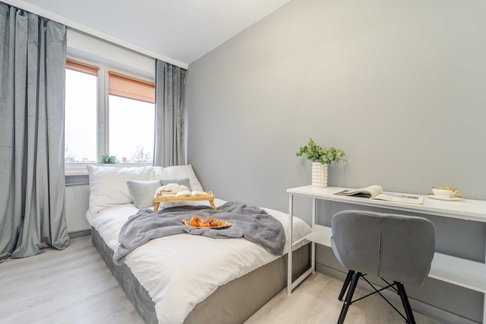 Przestronny pokój w 3-pokojowym mieszkaniu - ul. Braci Wieniawskich