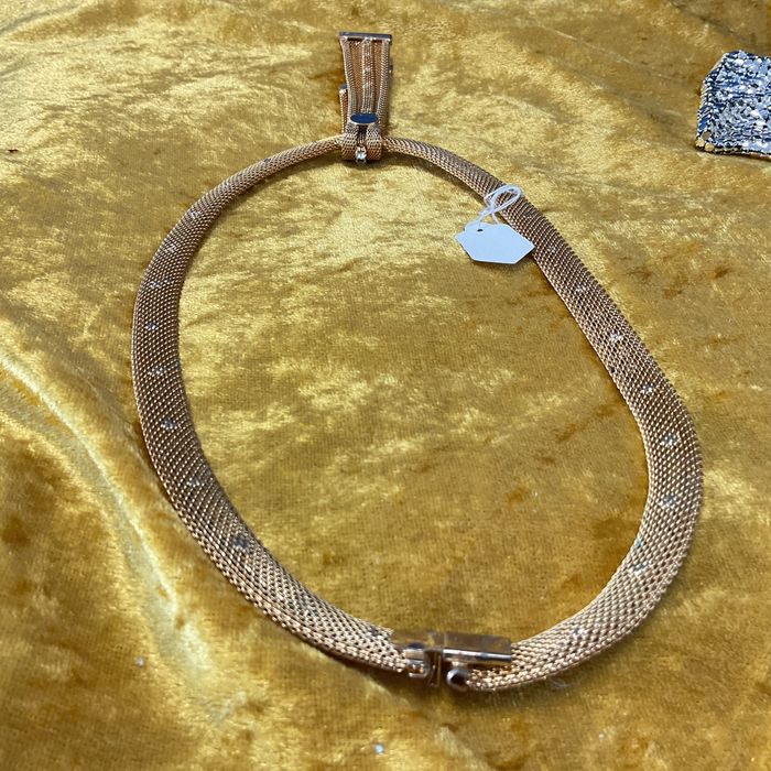 Colar trabalhado peça Vintage