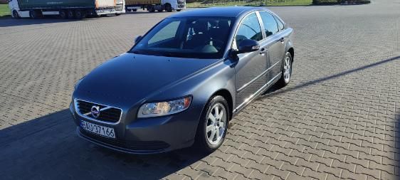 Volvo S40