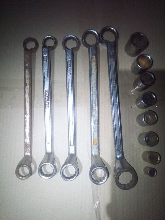 Набор   накидных ключей,и головок