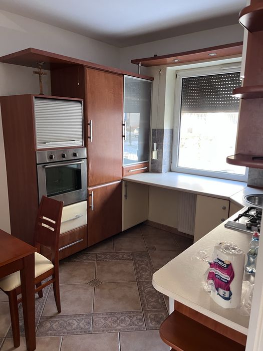 4-pokojowe mieszkanie 73 m2, balkon, piwnica, wysoki parter