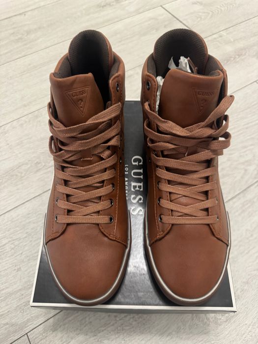 Продам  чоловічі кеди Guess