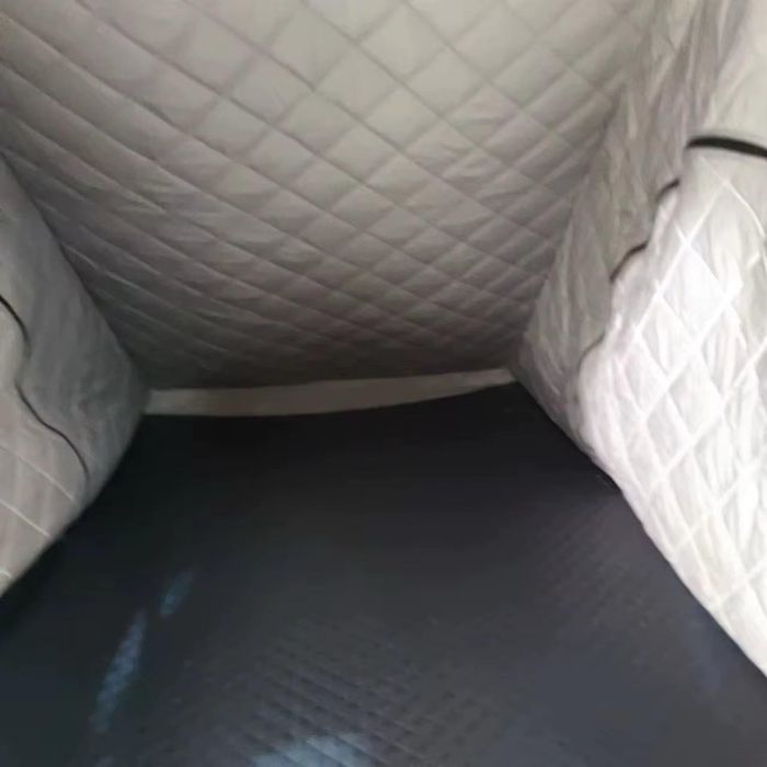 Izolacja termiczna namiot dachowy firmy Roof Tent Adventure seria VIP