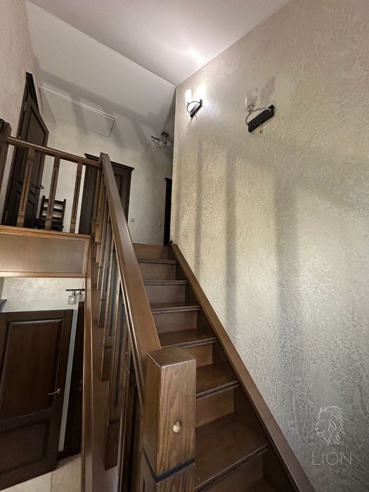 Без % Продаж Будинку 200 кВ.м. Басейн , 14,5 соток. Пухівка