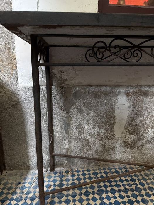 Mesa de apoio marroquina