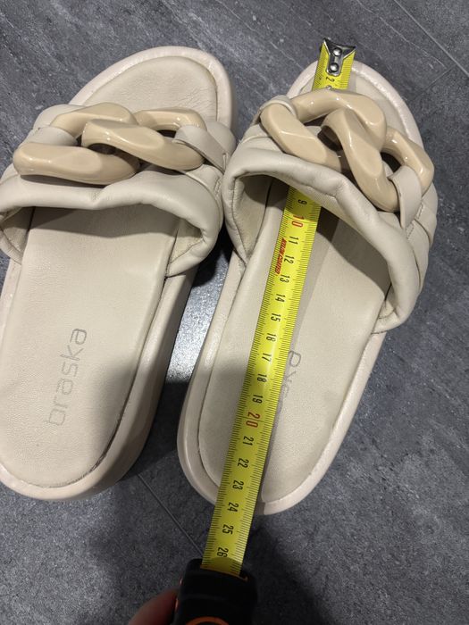 Шлепанцы леткие женские