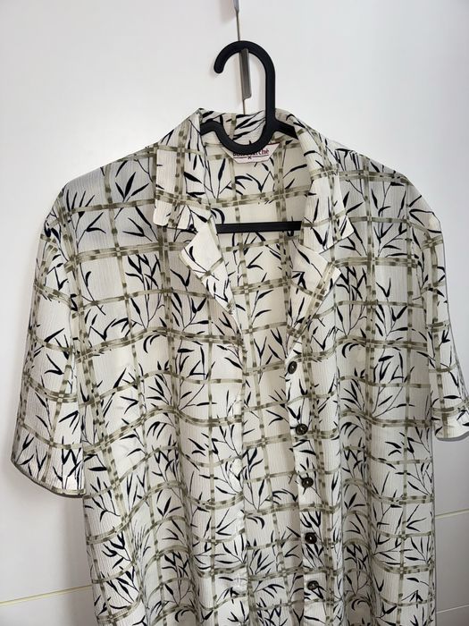 Wzorzysta koszula 44