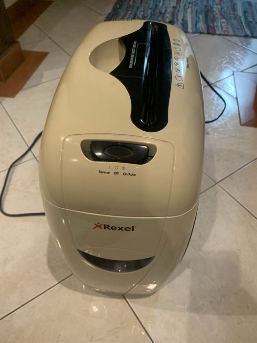 Destruidor de papel rexel